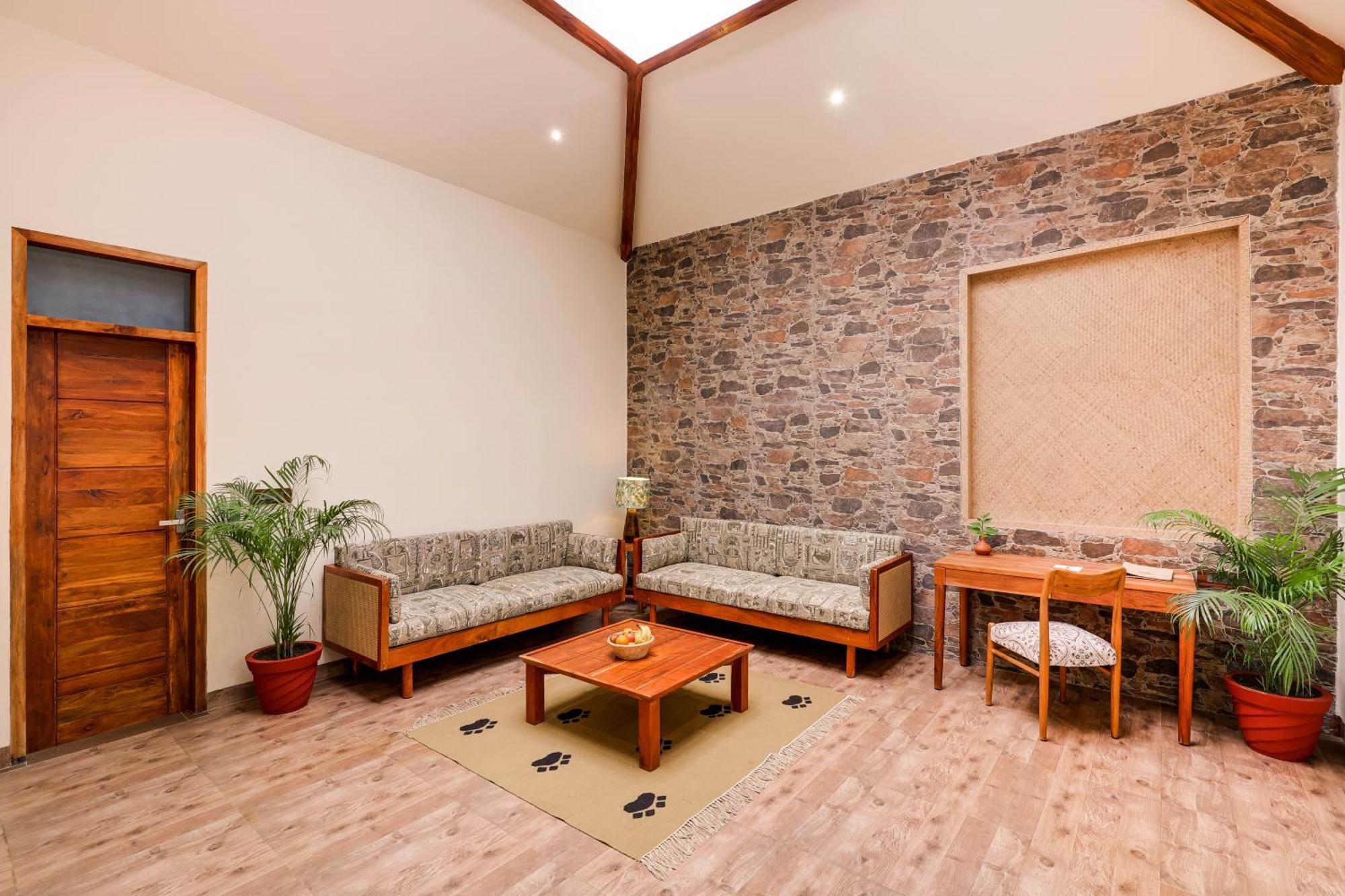 Lemon Tree Wildlife Resort, Kanha Phòng bức ảnh